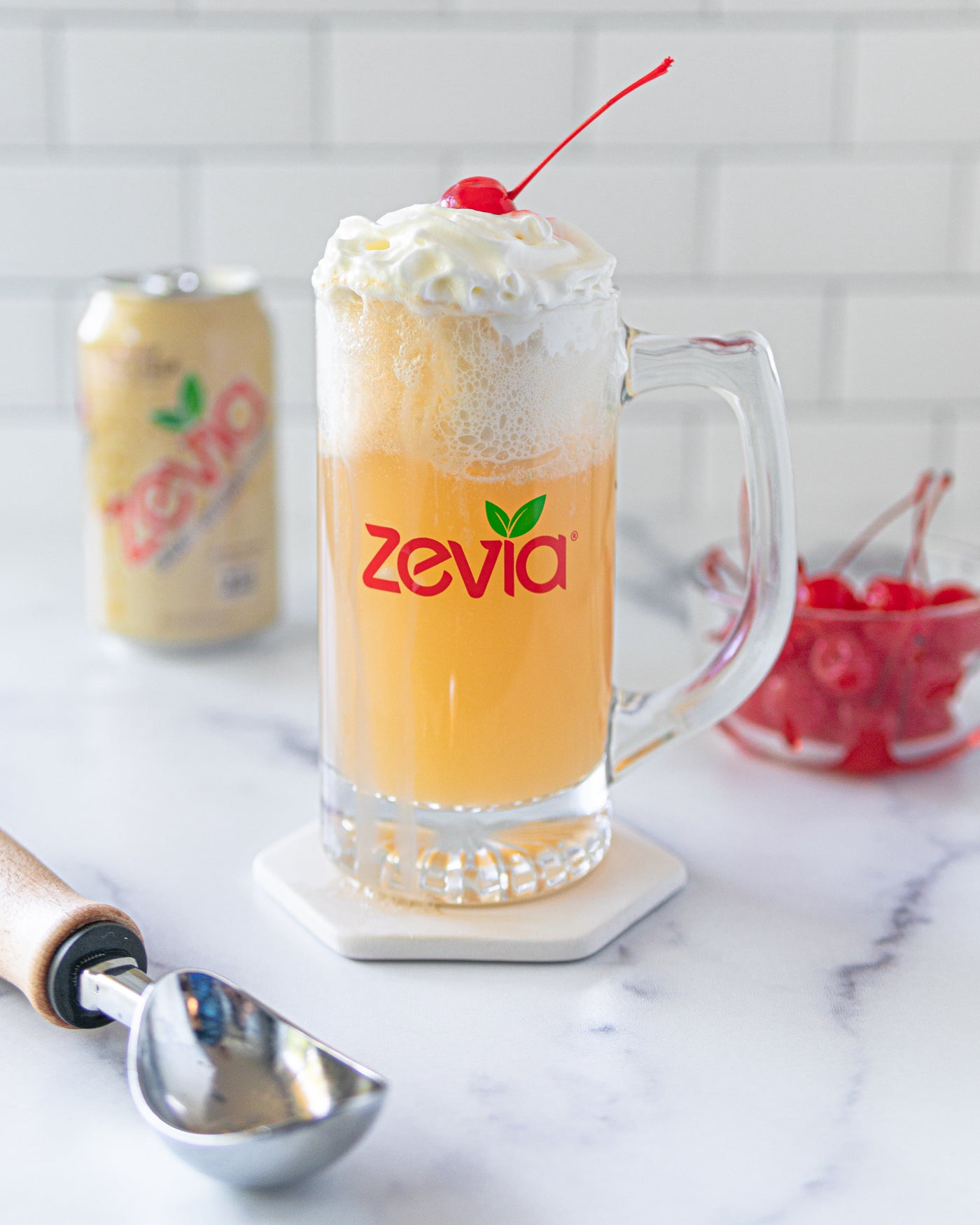 Creamy Zevia Rum Root Beer Float