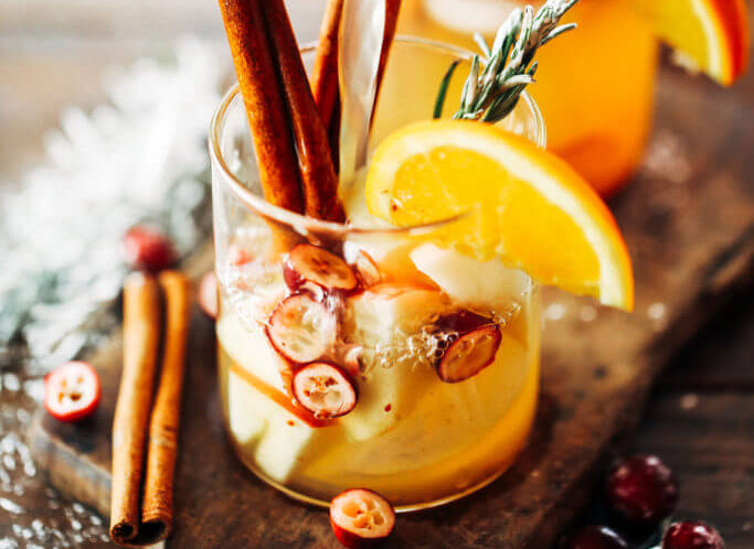 Sparkling Ginger Ale Apple Punch