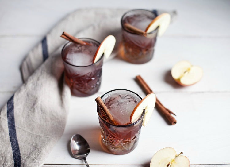 Apple, Cranberry and Ginger Cocktail